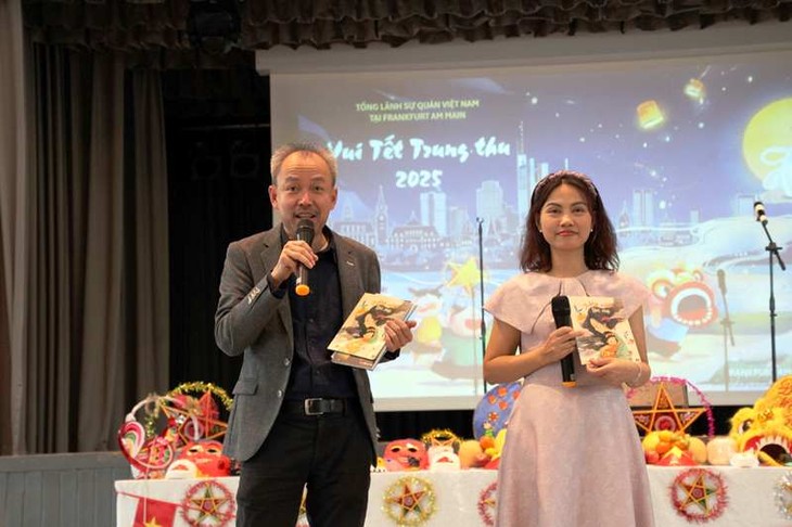 Tết Trung thu - Vui hội Trăng rằm tại CHLB Đức - ảnh 7