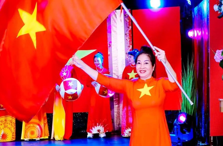 Hội Từ thiện Sen vàng Berlin: Gửi về quê nhà tình cảm ấm áp, mong nơi ấy sẽ bình yên! - ảnh 1