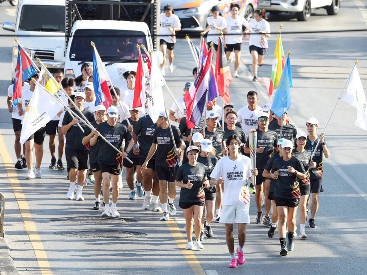 Thái Lan tổ chức lễ rước đuốc SEA Games và ASEAN Para Games 2025 - ảnh 2