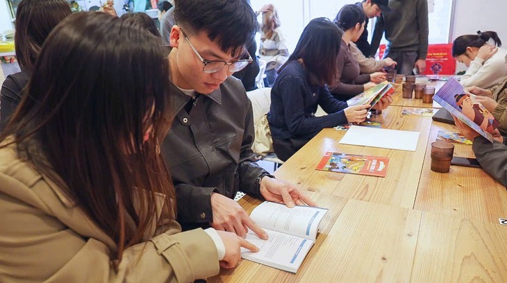 Ngày hội đọc sách: Lan tỏa văn hóa đọc trong cộng đồng người Việt tại Osaka, Nhật Bản - ảnh 4