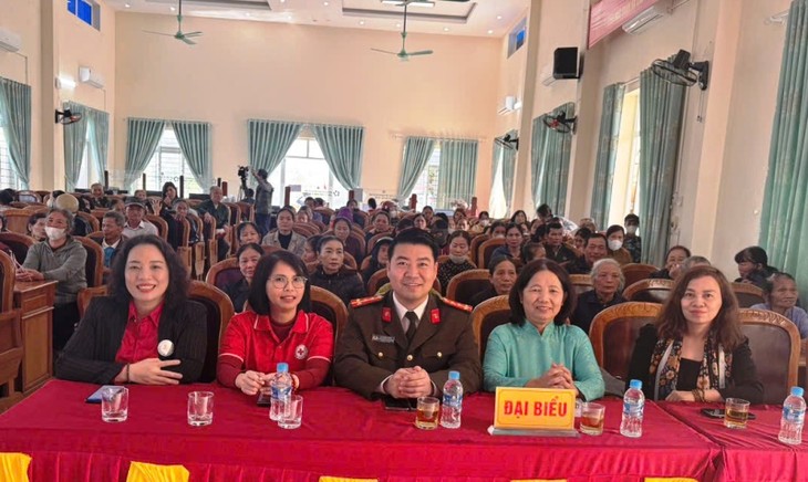 “Chắp cánh ước mơ” mang Tết ấm đến xã vùng cao Sơn Tiến - ảnh 10