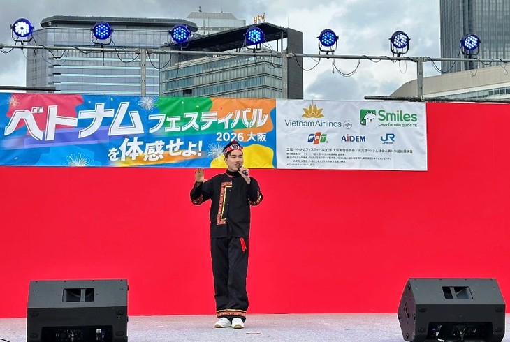 Áo dài và văn hóa Việt rực rỡ tại Lễ hội Việt Nam 2026 ở Osaka - ảnh 6