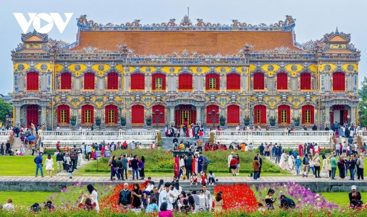 Huế: Tháo gỡ điểm nghẽn, tạo không gian phát triển bền vững - ảnh 1