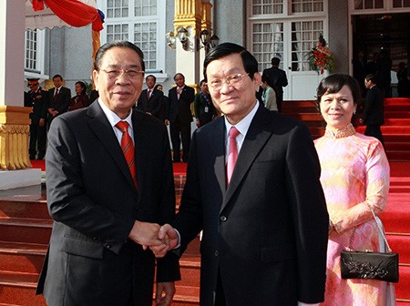 Presiden Vietnam Truong Tan Sang mengakhiri kunjungan persahabatan resmi di Laos - ảnh 1