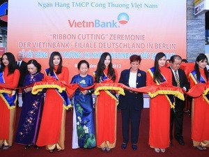 Wakil Presiden Vietnam Nguyen Thi Doan melakukan kunjungan kerja di Jerman - ảnh 1