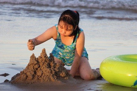 Keindahan daerah pantai My Khe, kota Da Nang pada musim panas 2014 - ảnh 6