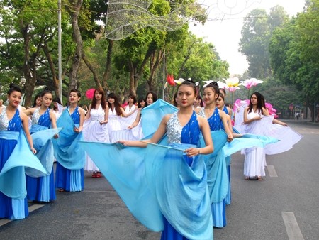 Pesta Budaya Perdamaian di kota Hanoi - ảnh 3