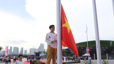 Upacara bendera nasional kontingen Olahraga Vietnam di SEAGAMES 28 - ảnh 1