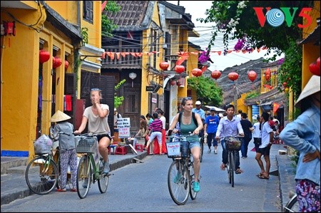 Mengelilingi sektor kuno kota Hoi An, Vietnam Tengah - ảnh 4