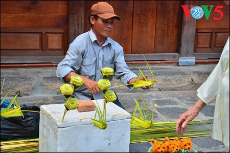 Mengelilingi sektor kuno kota Hoi An, Vietnam Tengah - ảnh 6