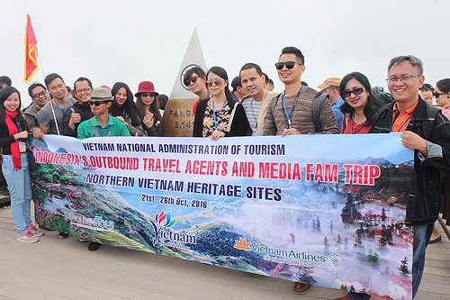 Peserta Famtrip Indonesia  menikmati keindahan pusaka-pusaka Vietnam - ảnh 9