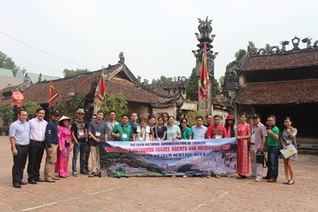 Peserta Famtrip Indonesia  menikmati keindahan pusaka-pusaka Vietnam - ảnh 1