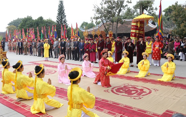 “Keyakinan memuja Ibunda  Au Co” adalah pusaka nonbendawi nasional - ảnh 1