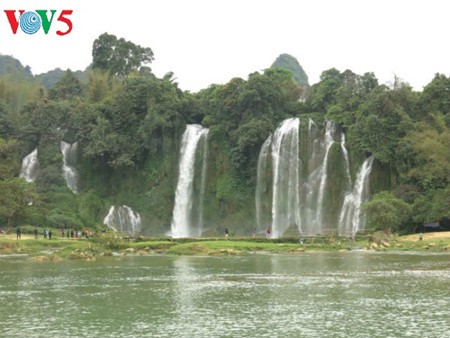 Air terjun Ban Gioc- air terjun alami terbesar di Asia Tenggara - ảnh 8