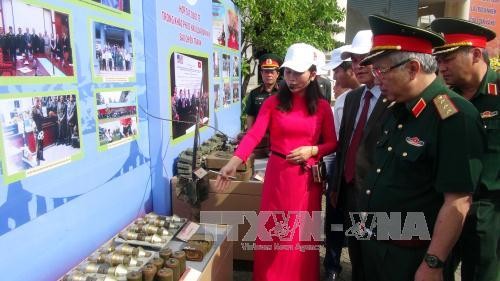 Mencanangkan dan menyambut hari Dunia mencegah dan menanggulangi bom dan ranjau - ảnh 1