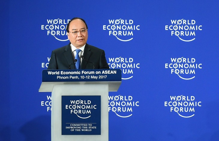 Aktivitas PM Vietnam, Nguyen Xuan Phuc di WEF ASEAN 2017 - ảnh 1