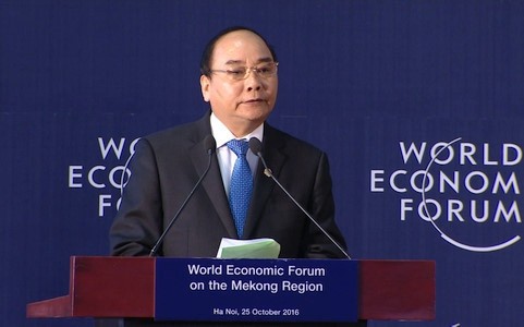  PM Nguyen Xuan Phuc mengakhiri semua aktivitas menghadiri Forum WEF ASEAN 2017 - ảnh 1