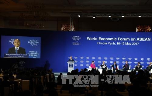  Menghadiri Konferensi WEF ASEAN: Menegaskan citra Vietnam sebagai satu anggota aktif dari Komunitas - ảnh 1