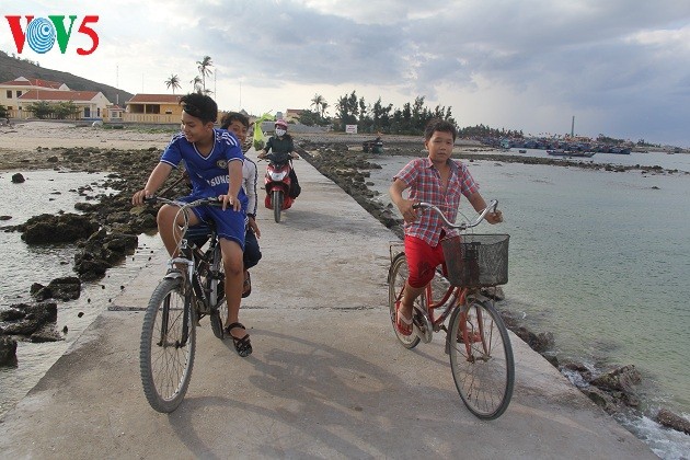  Kehidupan sehari hari di kabupaten pulau Ly Son - ảnh 9