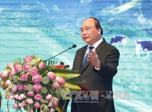 PM Vietnam, Nguyen Xuan Phuc menghadiri Konferensi Promosi Investasi dari propinsi Son La - ảnh 1