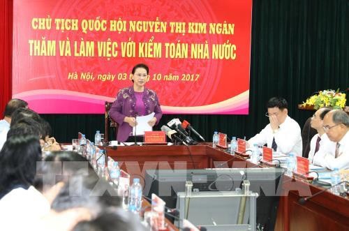 Ketua MN Vietnam, Nguyen Thi Kim Ngan melakukan temu kerja dengan Badan Auditing Negara - ảnh 1