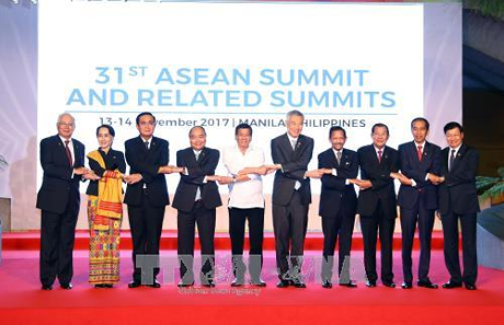 Vietnam berupaya keras melaksanakan Visi Komunitas ASEAN 2025 - ảnh 1