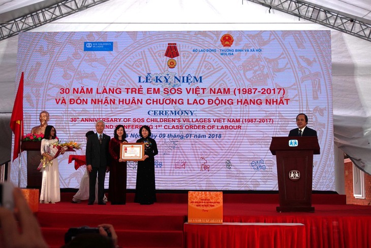 Upacara Peringatan ultah ke-30 Perkampungan Anak-Anak SOS Vietnam - ảnh 1