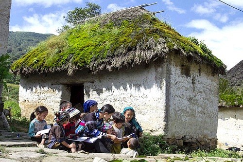 Rumah-rumah jamur yang khusus dari warga etnis minoritas Ha Nhi Hitam di provinsi Lao Cai - ảnh 1