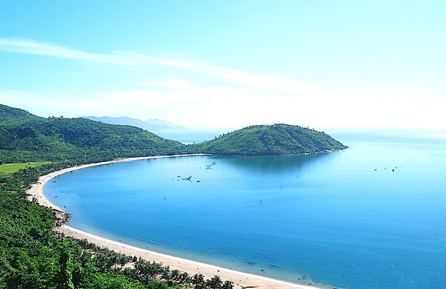 Membangun dan meningkatkan nilai produk di bidang wisata laut dan pulau - ảnh 1