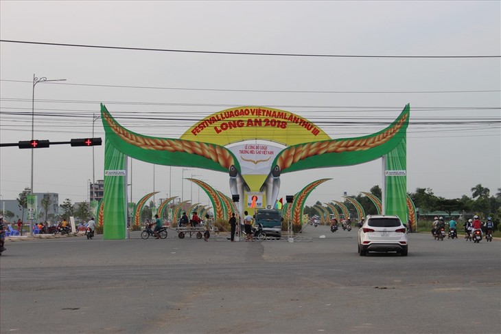 Pembukaan Festival Perberasan dan Pengumuman brand perberasan Vietnam  - ảnh 1