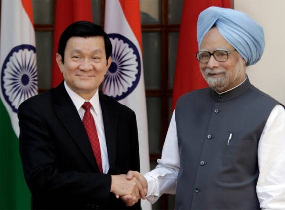 Deputy PM begins official visit to India  - ảnh 1