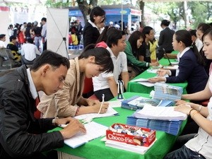 Employment forum for the youth opens  - ảnh 1