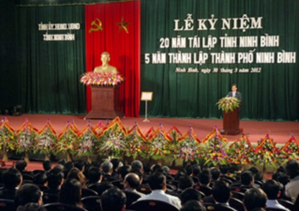 PM urges Ninh Binh to implement resolution on Party building - ảnh 1