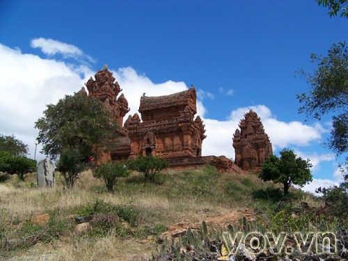 Po Klaung Garai tower complex - ảnh 1