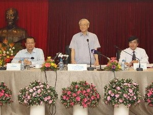 Party leader meets with Party Committee of Central Enterprises Bloc  - ảnh 1