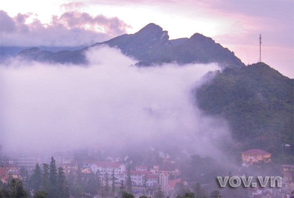 Famous mountain range in Lao Cai  - ảnh 5