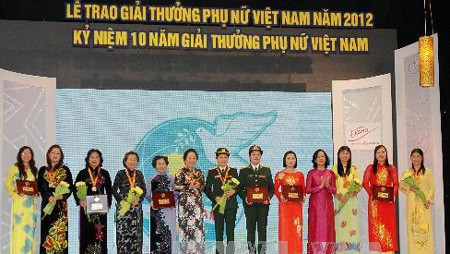 82nd founding anniversary of Vietnam’s Women Union marked - ảnh 1