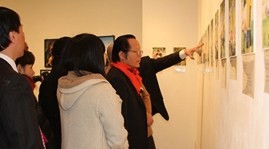 Vietnam-RoK photo exhibition on AO victims - ảnh 1