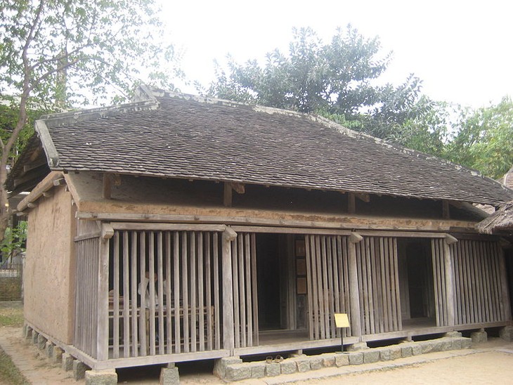 Housing of the Cham people - ảnh 2