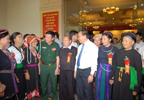 Upholding the role of prestigious people among ethnic groups - ảnh 1