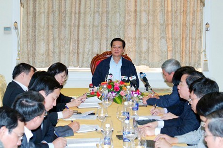 Prime Minister works with Hai Phong leaders  - ảnh 1