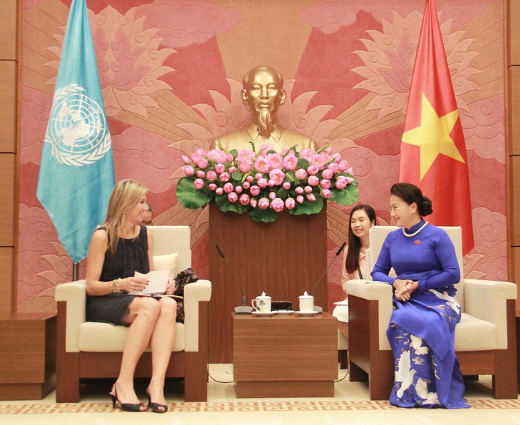 National Assembly Chairwoman receives Dutch Queen - ảnh 1