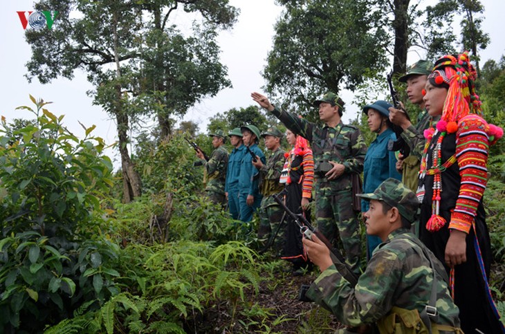 Border guard force marks traditional day - ảnh 1