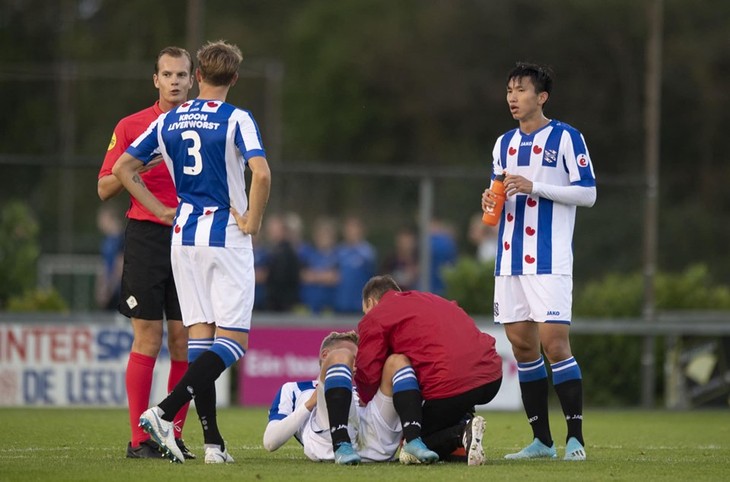 Van Hau plays full 90 minutes in Heerenveen - ảnh 1