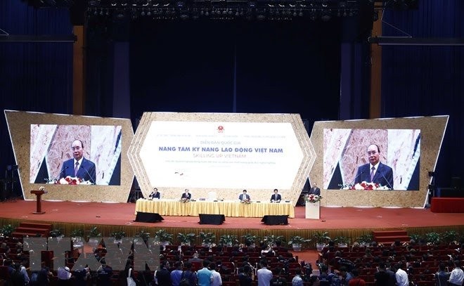 100 million Vietnamese are resources of national development: PM - ảnh 1