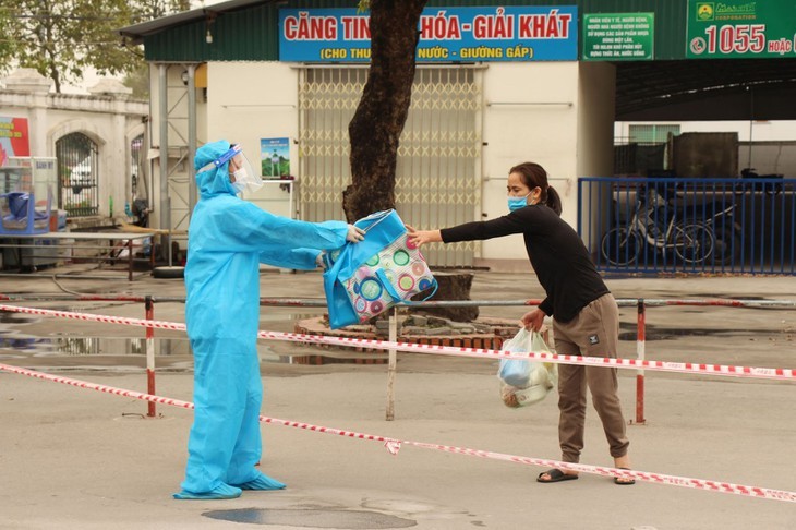 Field hospital installed in Dien Bien to treat COVID-19 patients - ảnh 1