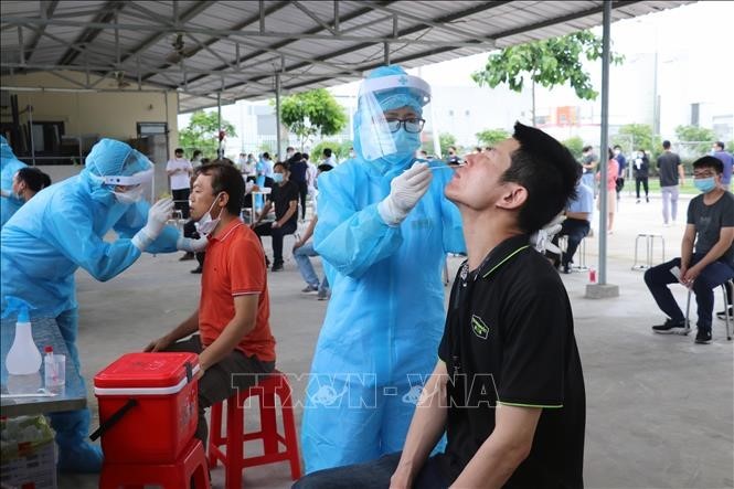 Vietnam records 56 domestic COVID-19 cases early Monday  - ảnh 1