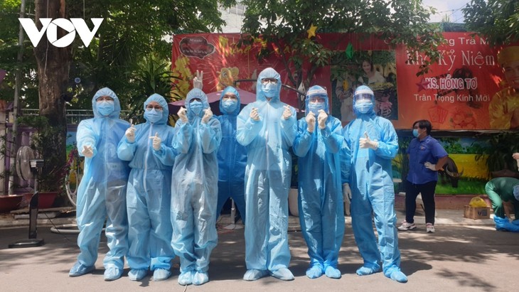 Medical students volunteer to join Covid-19 frontline - ảnh 3