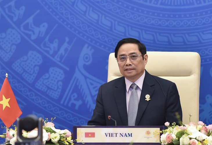 Vietnam-WEF Dialogue 2021: PM delivers commitment to reboot production, business - ảnh 1