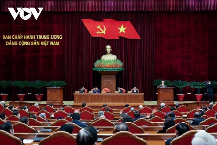Party chief Nguyen Phu Trong meets with former Party and State leaders - ảnh 2
